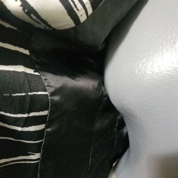 NY & Co. Light gray/black Open Jacket XS - Picture 6 of 7